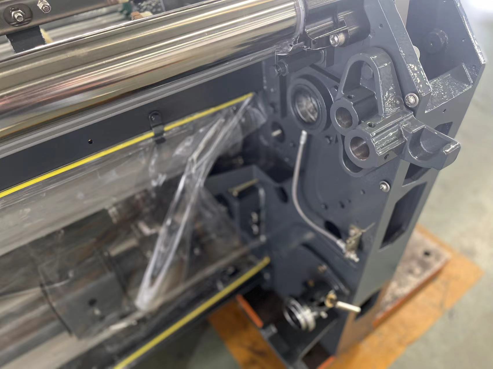 Double Nozzle 170-340cm Water Jet Loom with Cam or Dobby Shedding