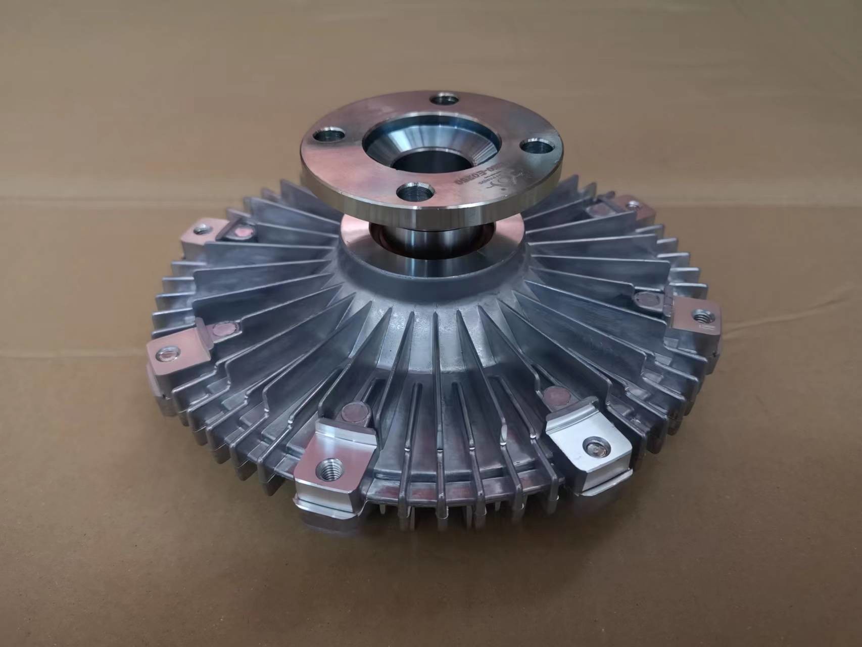 Hino 300 Fan Clutch 16250-E0250 Casting Aluminum Body N04C Engine Parts