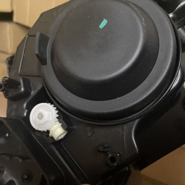 MG 5 2020 Car Fitment Automobile Lamp OE 10707690 Right Headlight for ROEWE I5