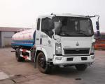 Color Optional Sprinkler Truck Overall Dimension ( L/W/H ) 8400×2420×2750mm