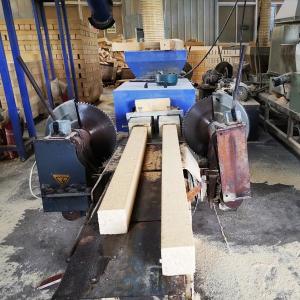 China Uniform Size Moulded Wood Shavings Pallet Block Machine wholesale