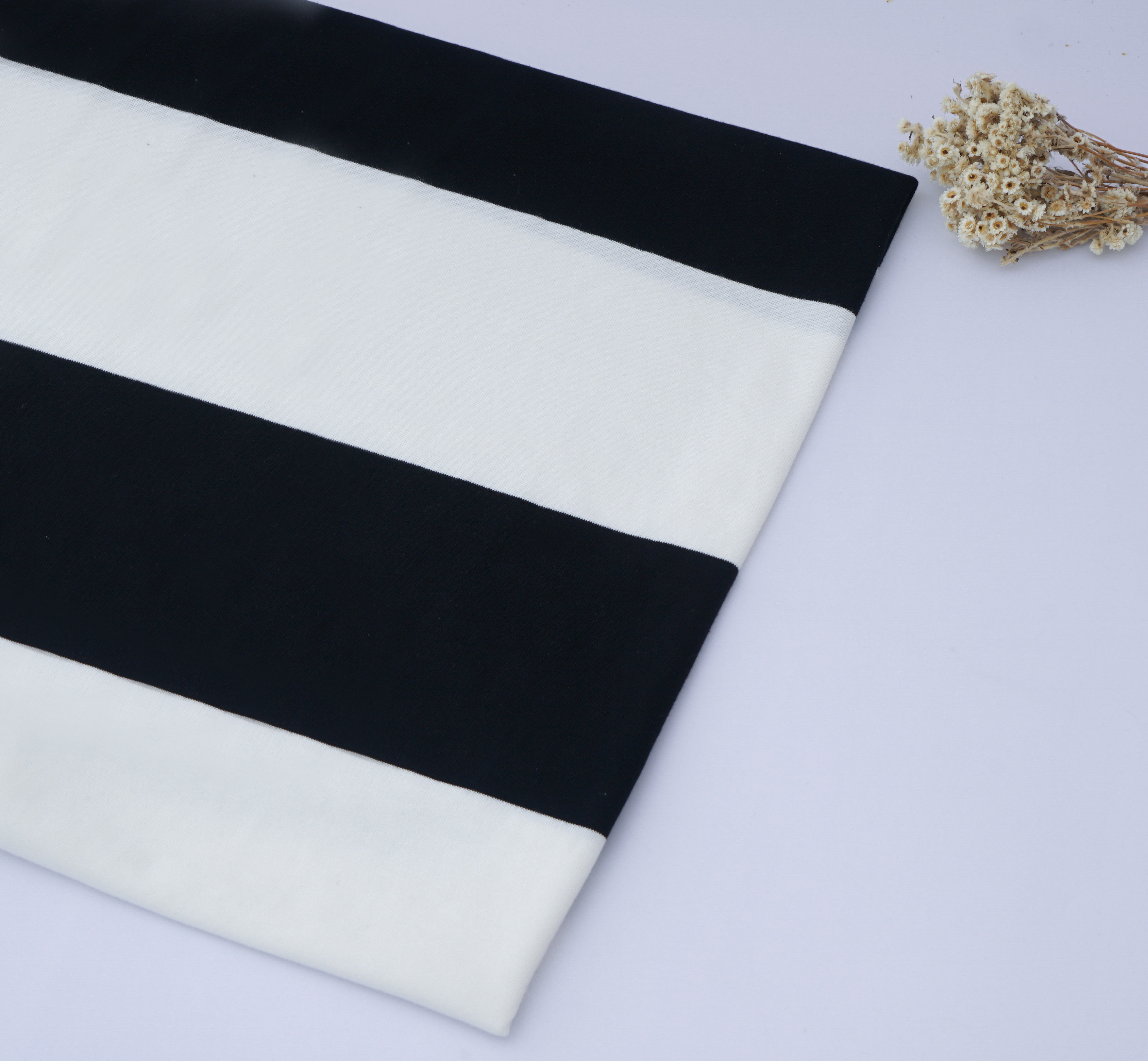 Skin-Friendly And Smooth Soft Easy Care Striped Material Fabric For Casual Wear
