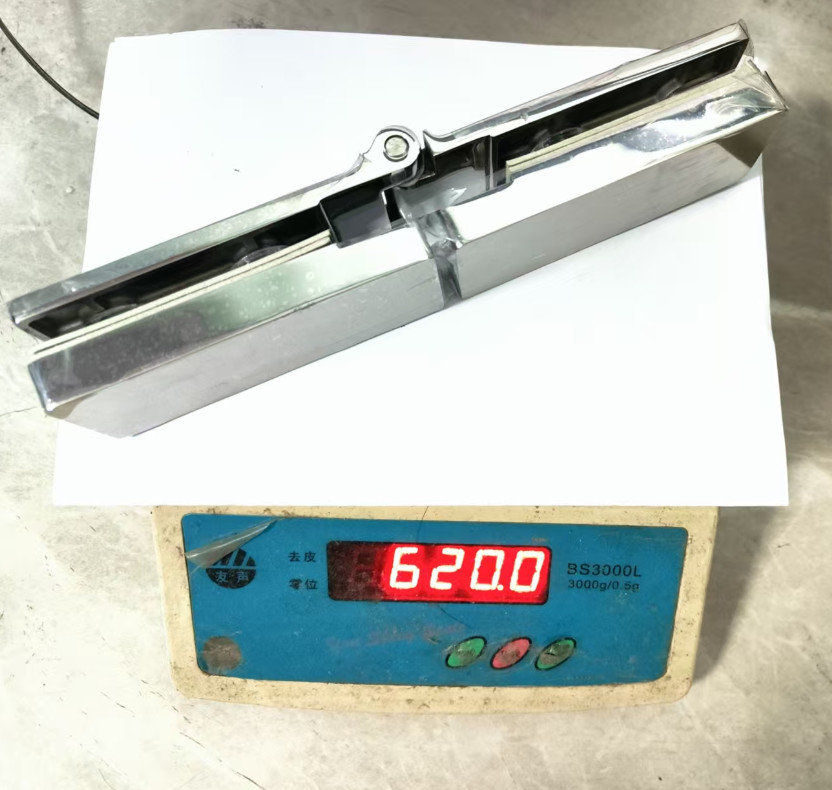 Adjustable Bathroom Hinges For Frameless Shower Doors 304 Stainless Steel High Strength