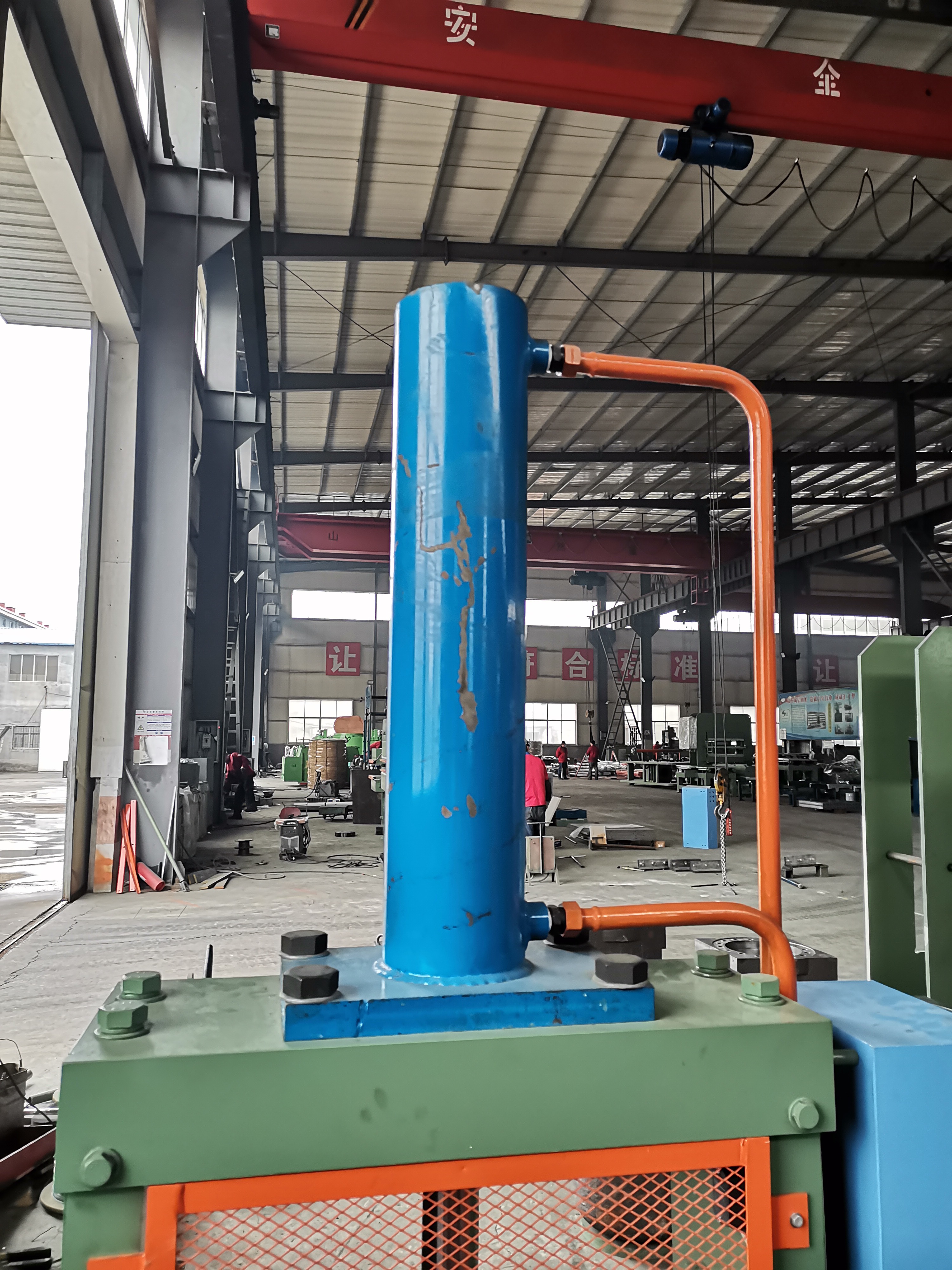 5.5 kW Rubber Cutter for Heavy Duty Applications 2122*1440*2509