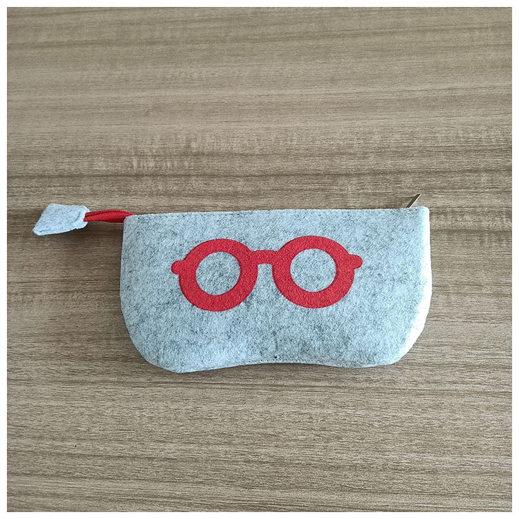 Lightweight Soft Felt Pouch Glasses Case Simple Western Style