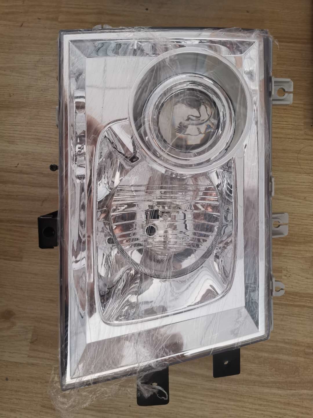 Hyundai HD 120 HD 210 Truck Parts Front Head Lamp OEM 92101-6B003 92102-6B003