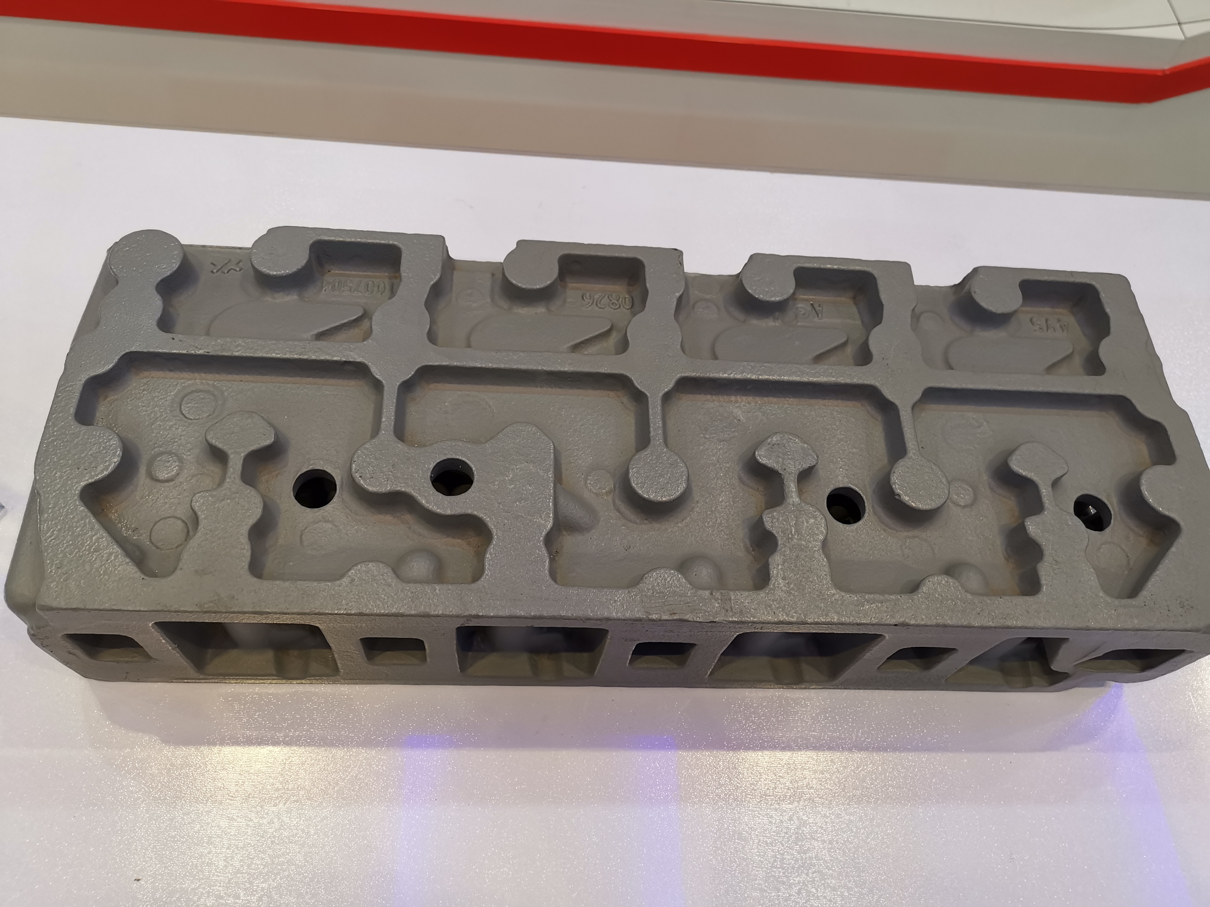 Sand Casting Process Ht200 Ht250 Gray Cast Iron Valve Body Parts For Oil Gas