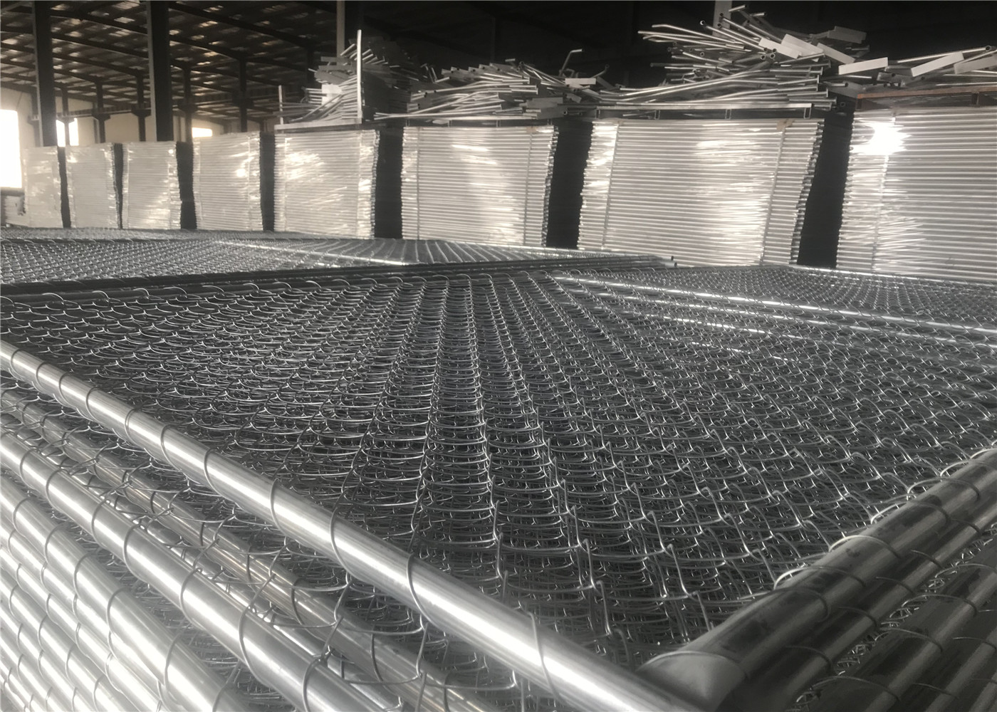 Hot Dipped Galvanized Construction Fencing Panels 1830mm x 3650mm/6'x12' Outer tube 41.2mm HDG 100gram/sqm