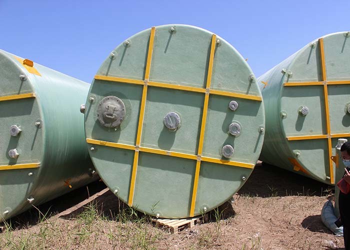 Filament Winding Round FRP Storage Tank With Excellent Impact Resistance