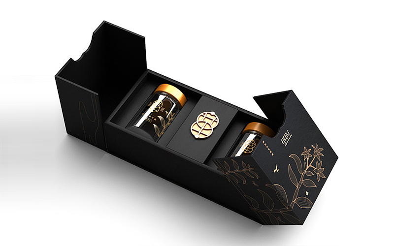 Dustproof Foldable Magnetic Gift Box , Antiwear Cardboard Box With Magnetic Closure