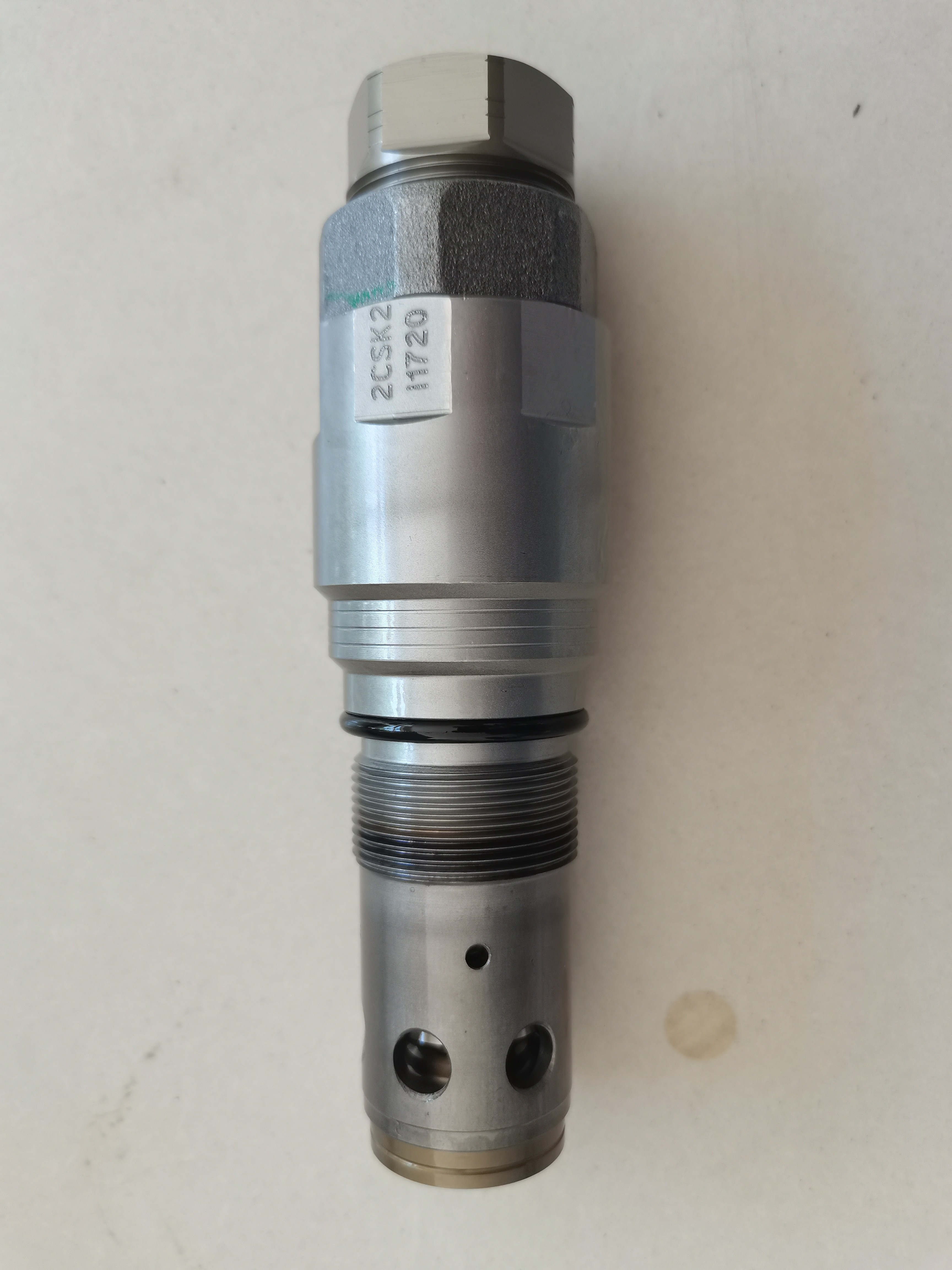 E350D Excavator Spare Part Accessories Excavator Relief Valve Steel 14713168