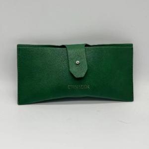 China Fashionable PU Leather Pouch Pressure Resistant Soft Sunglasses Case wholesale