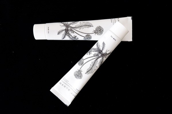 Dandelion All Natural Toothpaste Gingival Protection Herbal Products