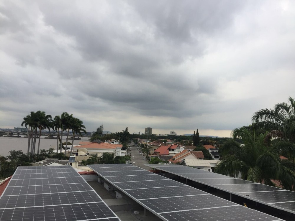 Silicon Material 340W Polycrystalline Solar Panel IP68 Waterproof