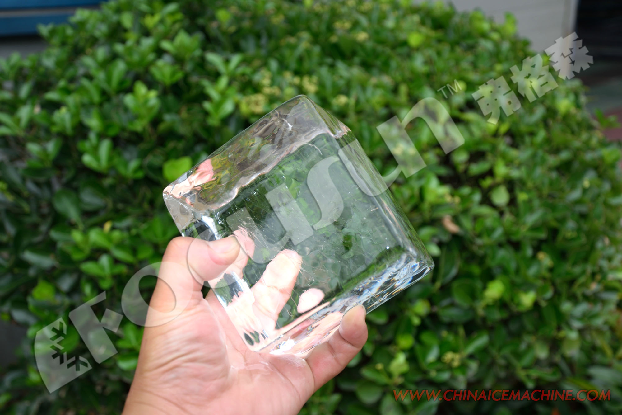 2 Ton Direct Refrigeration Transparent Block Ice Machine with and Easy Operation