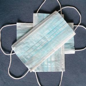 China Blue Surgical 3 Ply Disposable Earloop Face Mask Prevent Respiratory Infections wholesale