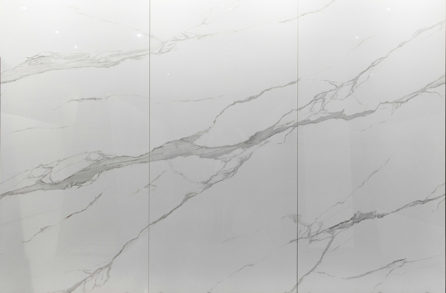 Carrara W.A 0.5% Antique Exterior Floor Tiles For Renovation 900x1800x9mm ISO9001 Polished Glazed Porcelain Tile For Shopping Mall Balcony
