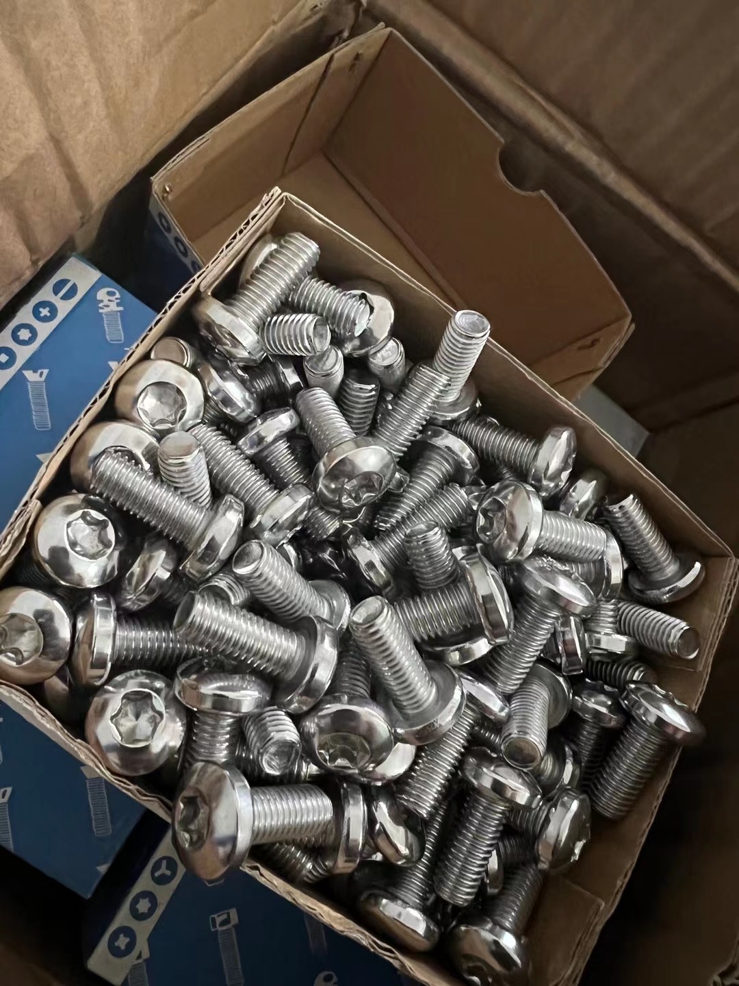 Stainless Steel ST 8.8 Inner Hex Screw M12 Combination Head Screw With Flat Washer