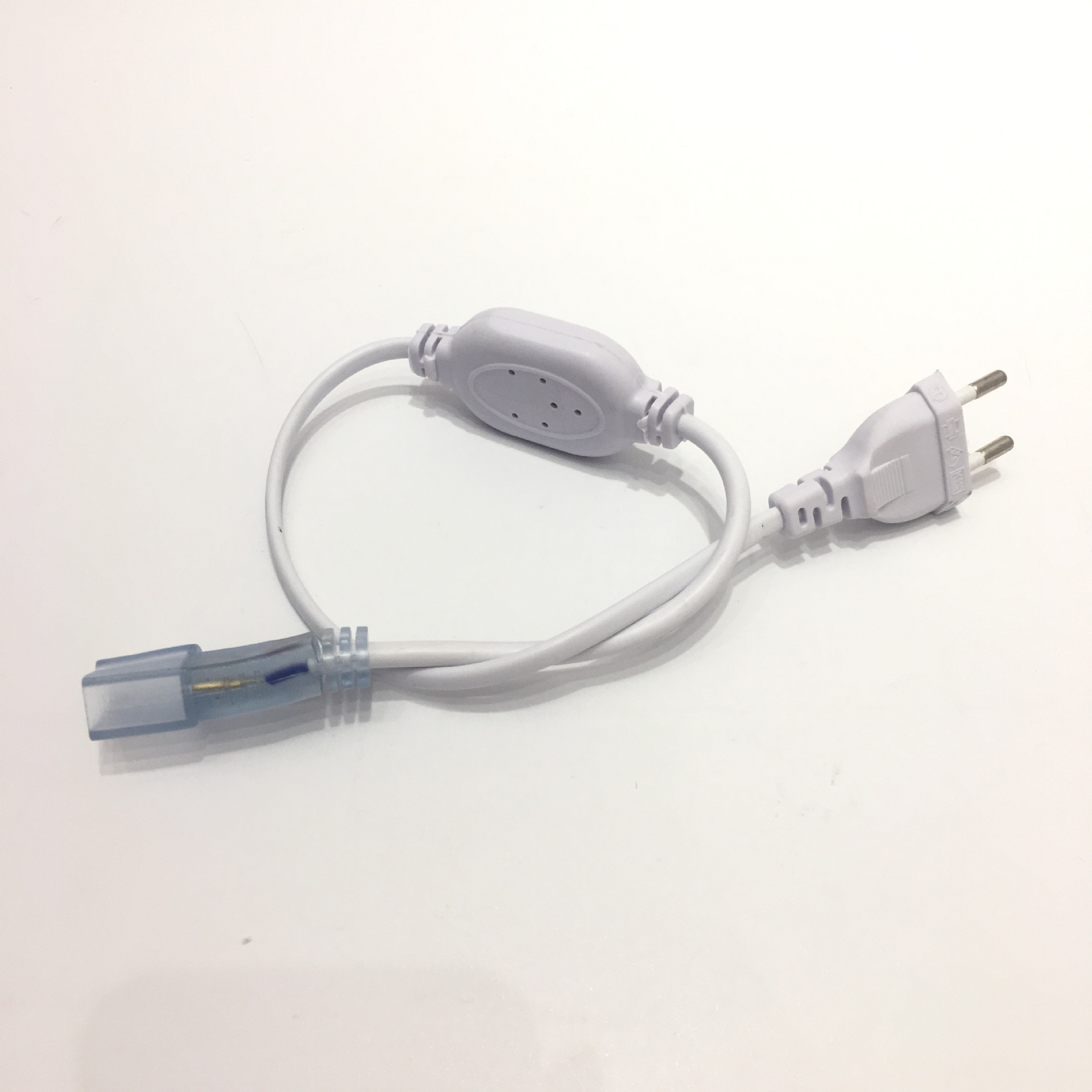 Lighting Solutions 110V/220V LED Strip Light 100m/roll With Connector Customize Length
