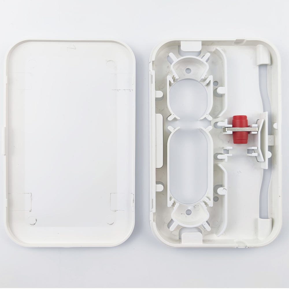 148x88x15 Fiber Optic Faceplate Socket Panel for Indoor FTTH Network Plastic Material