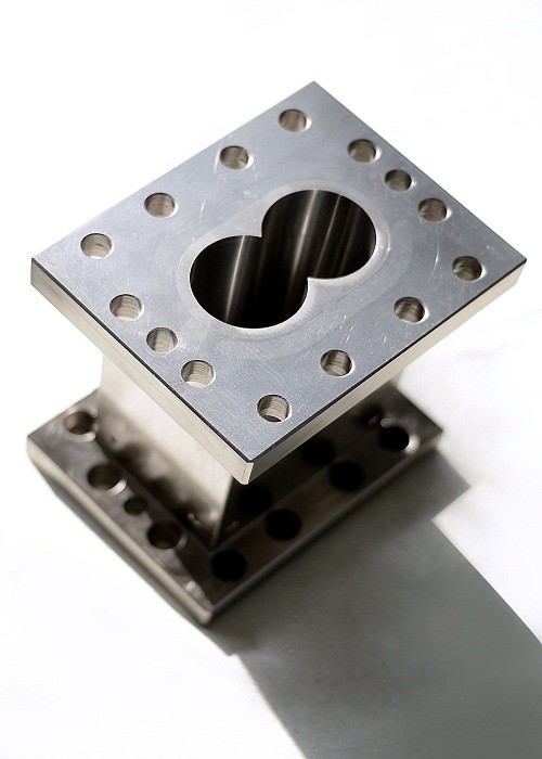 Building Block Type Screw and Barrel Structure for Twin Screw Extruder