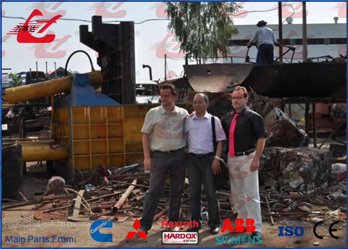 Scrap Metal Baler HMS Hydraulic Baling Press Machine For Waste Car Bodies 5000kg/h Motor 60kW