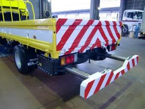 China Electrostatic Spraying 98kg Crash Attenuator Truck wholesale