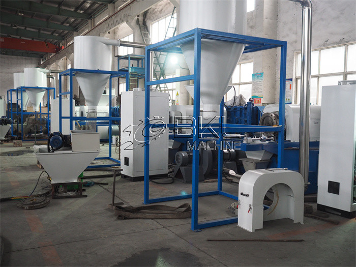 Invertor controlled LDPE PE Plastic Squeezing Machine Film Dryer Machine