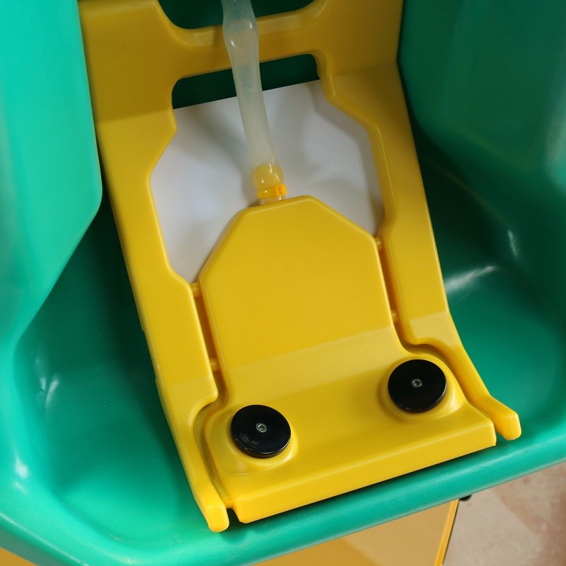 15 minutes Bright green Emergency portable eyewash station/ 60L eye washer, Gravity Fed Eyewash similar to HAWS