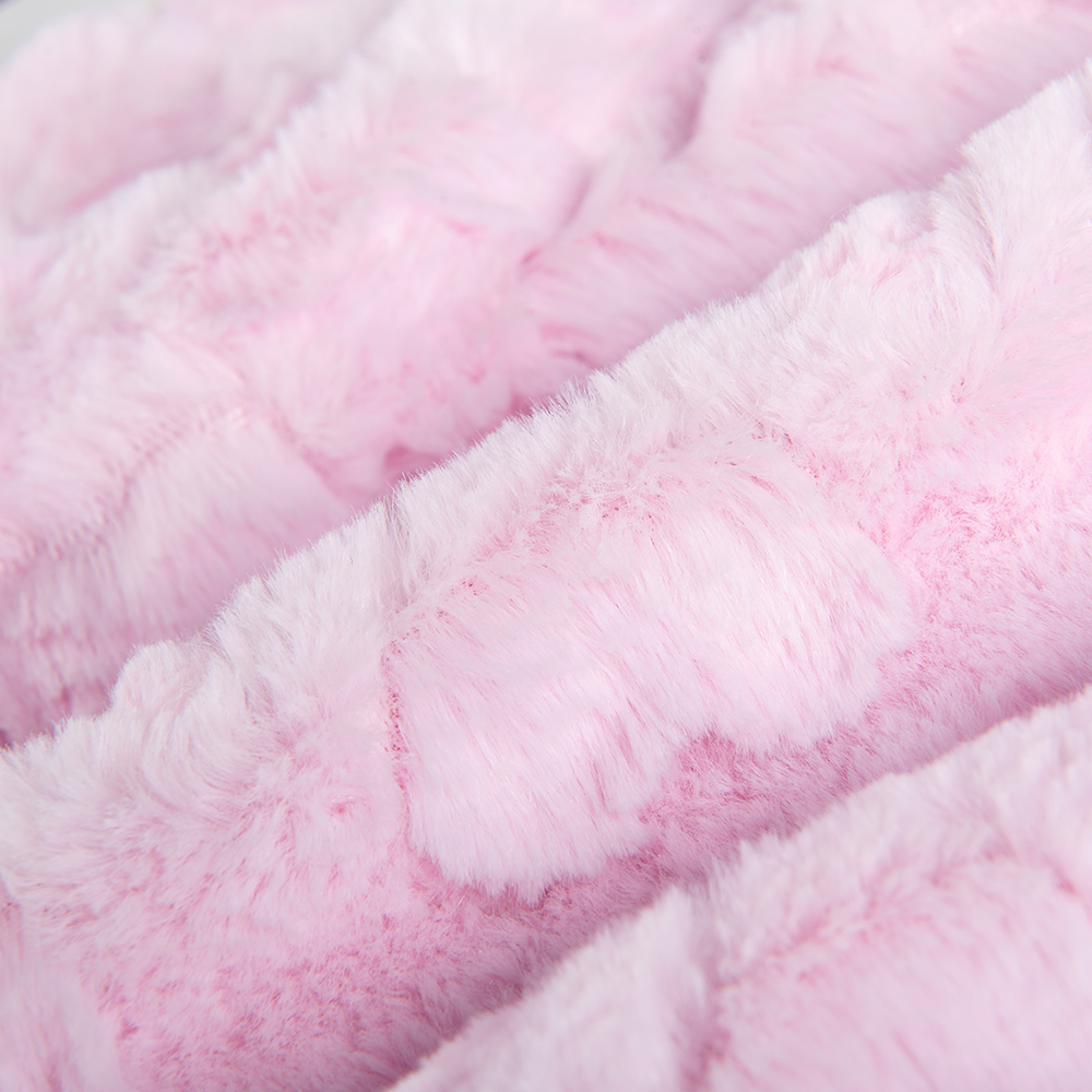 Home Bed Soft Faux Fur Fabric for Women's Winter Coat Polyester Stripe Embossing Fabric