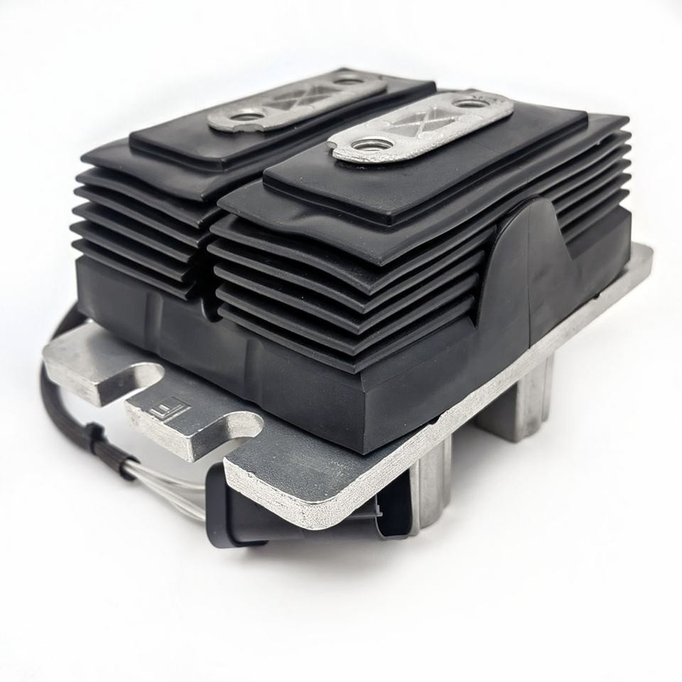 Foot Pedal Valve Excavator Spare Parts 490-1012 561-7001 For Operate Breaker