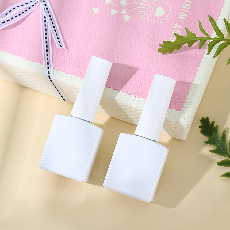 15ml White and Black Empty Gel Nail Polish Bottles Glass Body PP Cap Dupont Brush Clear Top Silver Gold Nail Polish Caps