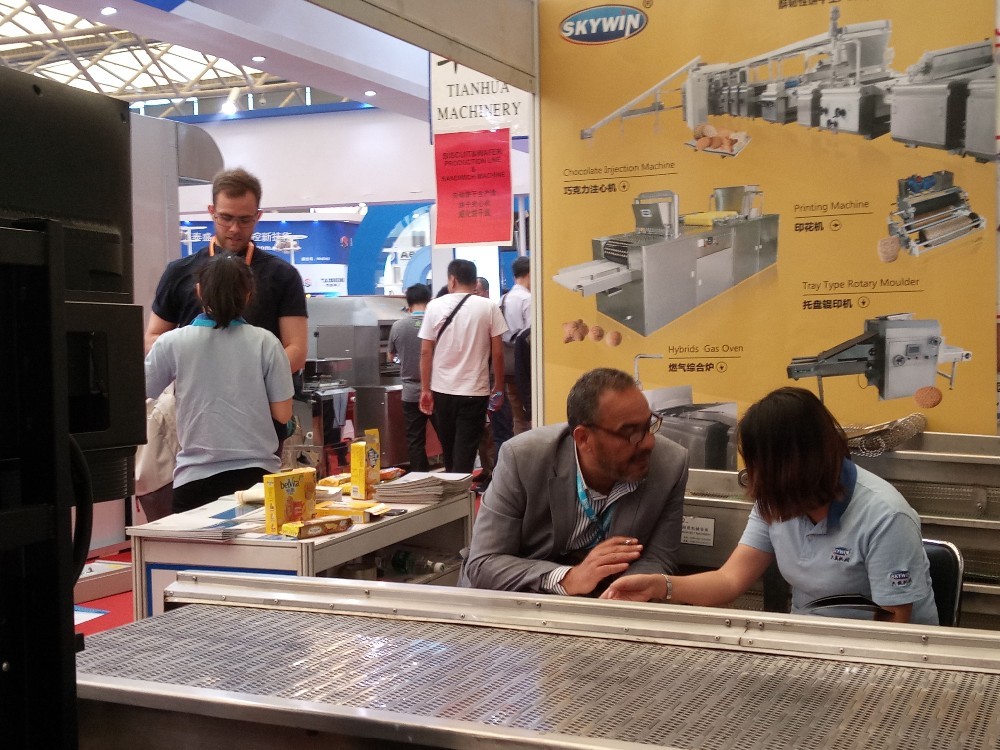 50-1500kg/Hr Working Width 1200mm Automatic Cookie Making Machine