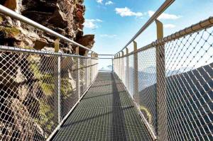 China Knotted Stainless Steel Balustrade Mesh，Glass Plank Road Protective Mesh wholesale