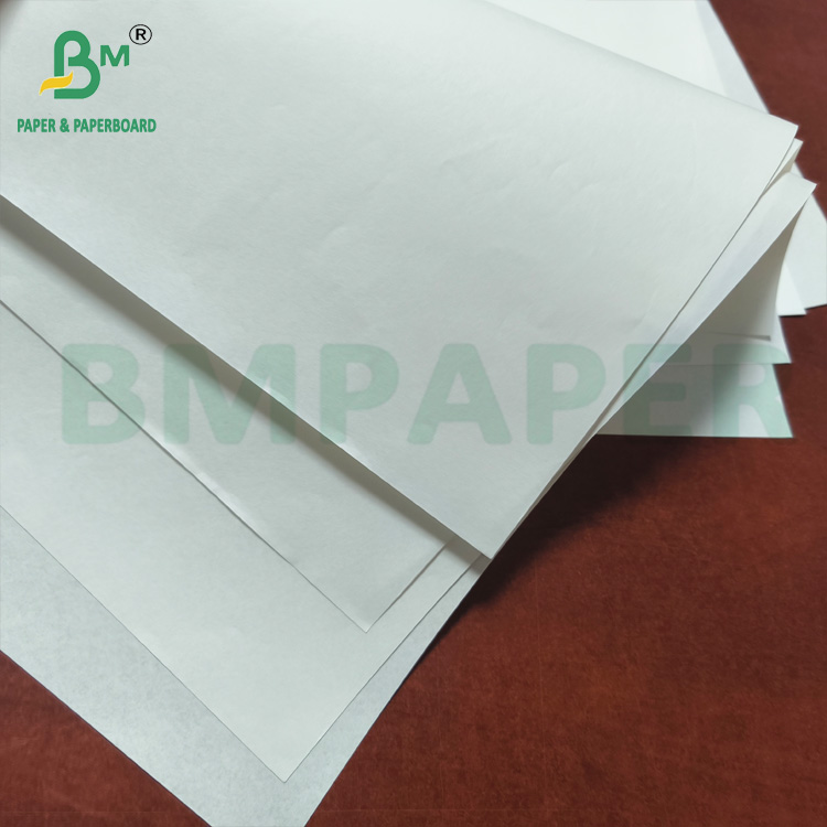 White Food Wrap Paper Material 35gsm 40gsm 45gsm Resistant To Grease And Moisture