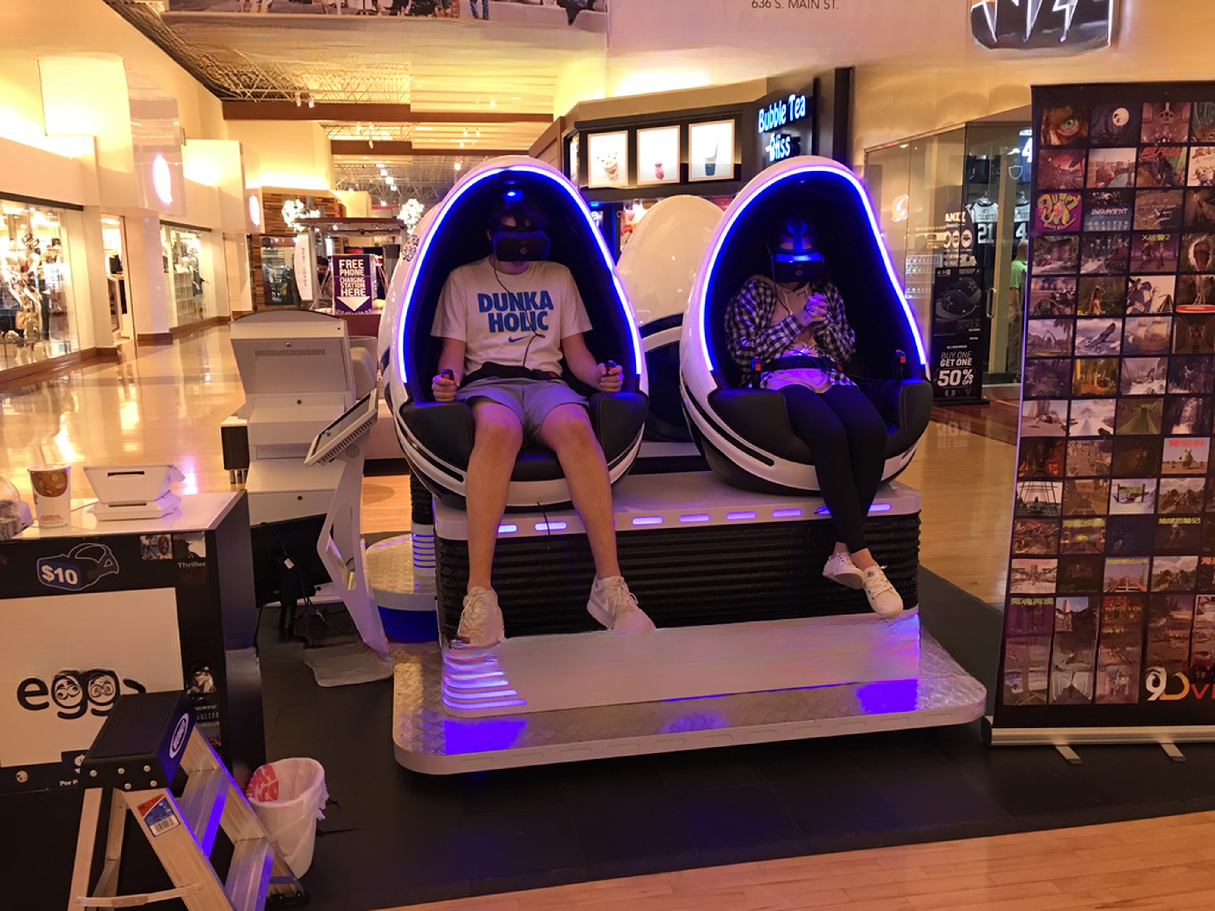 Attractions VR Park Double 2 Seats Machine 9D VR Chair Cinema With VR Glasses