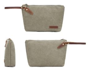 China Eco Friendly Fashion Makeup Bag , Custom Logo Trendy Cosmetic Bags wholesale