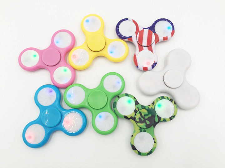 Wholesale Cheap price copper brass material detachable hand fidget finger spinner QL1102