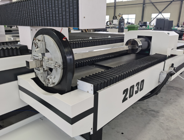 1500x3000mm Fiber Laser Cutting Metal Sheet Machine