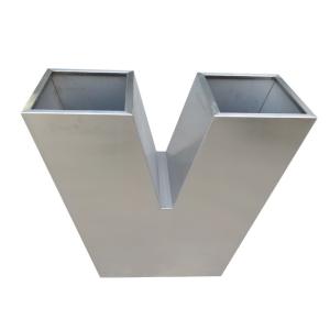 China 304 Stainless Steel L600xW450xH900mm Garden Metal Flower Pots wholesale