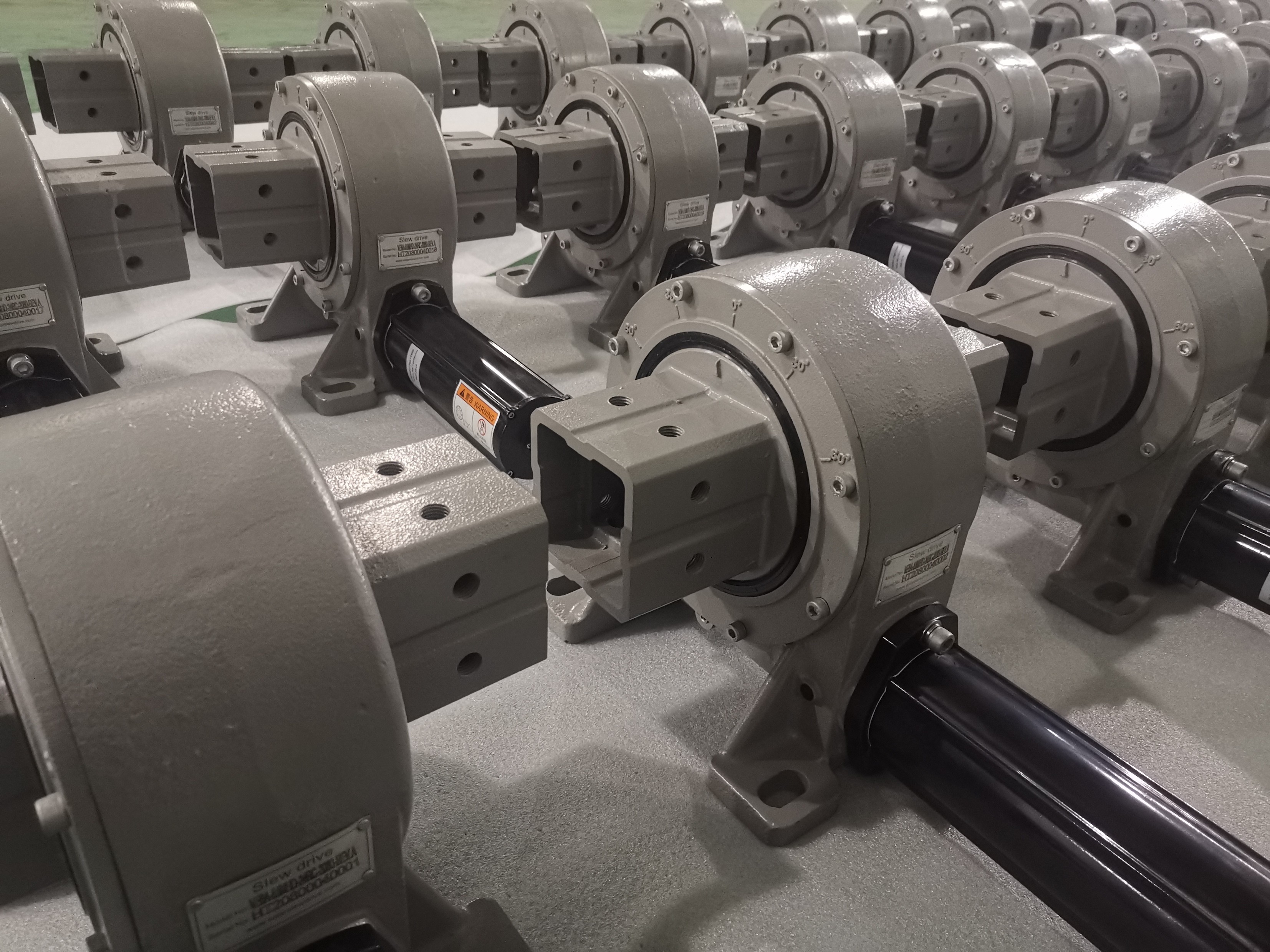 Vertical Slew Ring Drive 9" 110 Tube One Axis High Backholding Torque