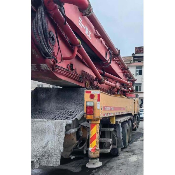 2013 China High Quality 62m Ultra Long Arm Pump Construction Machinery Sales