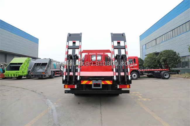 6 Wheels Chinese Winch Support Wrecker Flat Bed Truck With Ladder Use for Excavator Forklift Loading 8-12 Ton Rescue Truck