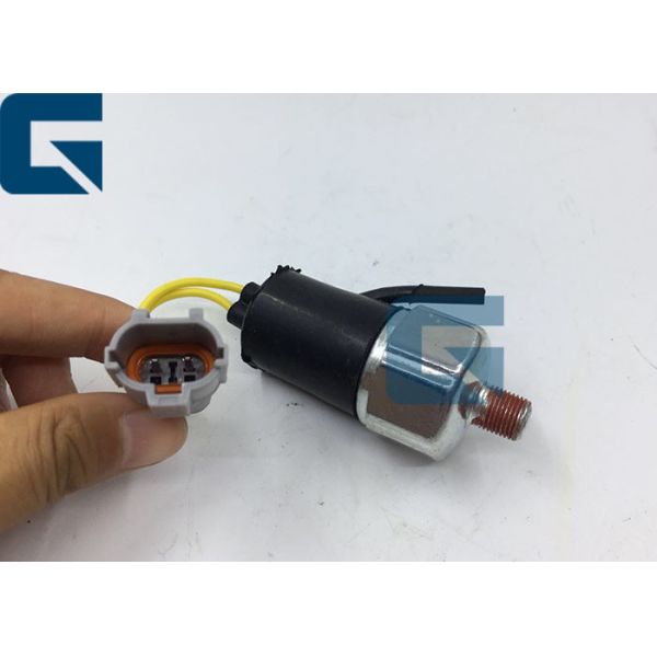 Engine Oil Pressure Sensor Switch1-82410170-1 1824101701 For ISUZU 6BG1 4BG1