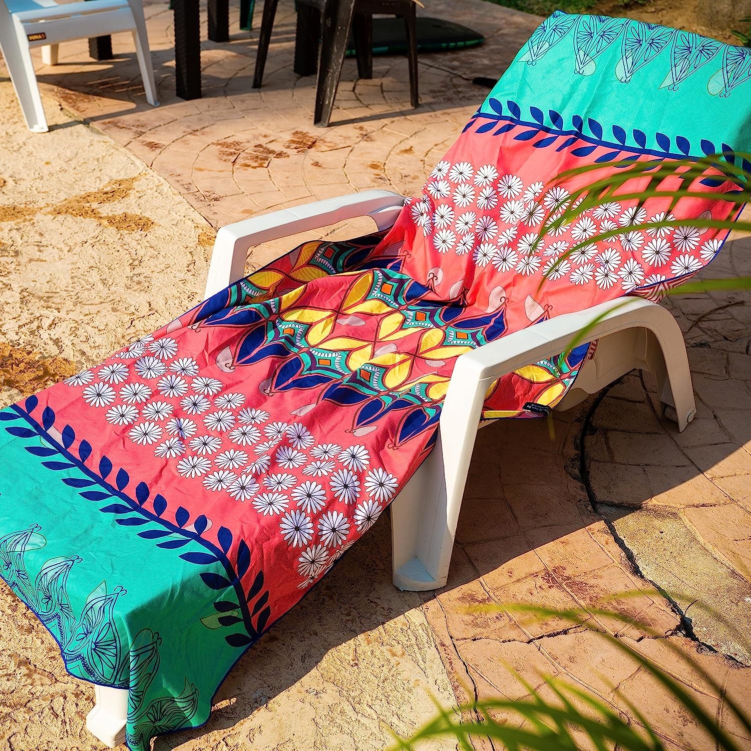 Factory quick dry sand free customized printing microfiber beach towel