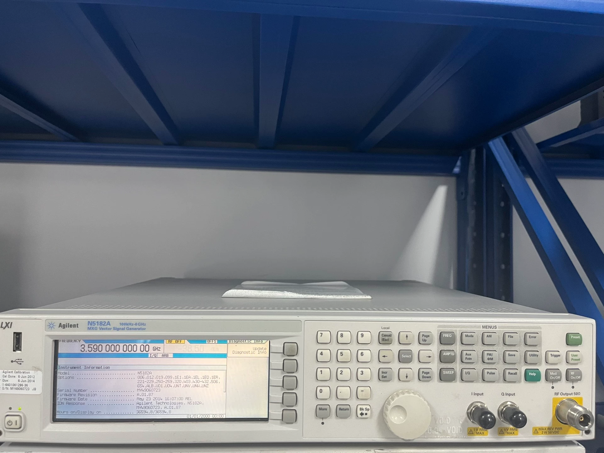 Agilent N5182A 6 GHz MXG Signal Generator Wide Bandwidth Vector Signal Generator