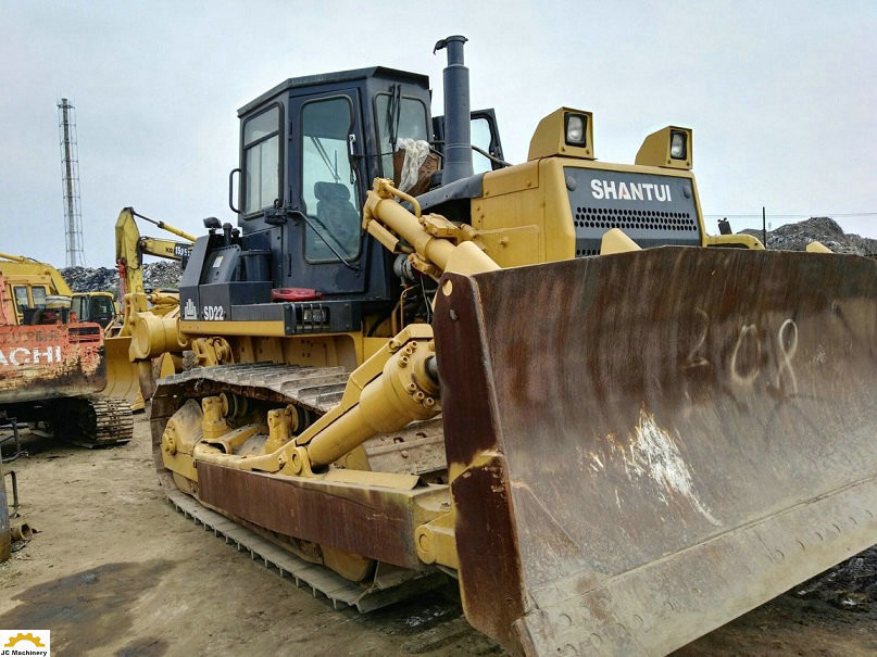 23t Heavy Equipment Dozer , Shantui Sd13 Bulldozer With Cummins Engine