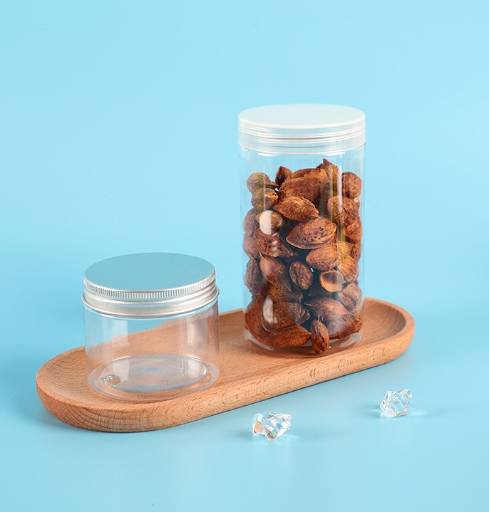 Easily Customizable Plastic Containers For Versatile Storage And Sealing