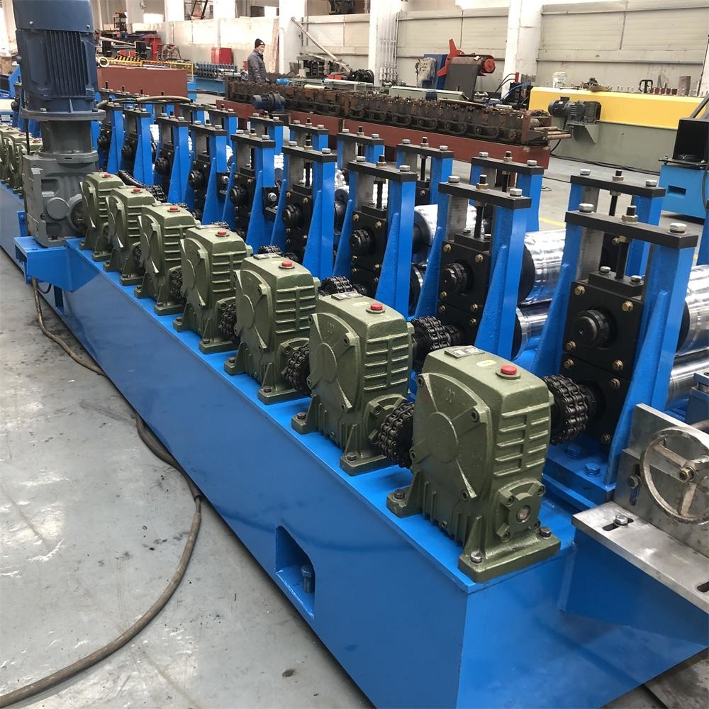 Perforated Flat Pack Container Beam Roll Forming Machine With Gcr15 Roller 10m/Min Speed