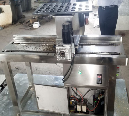 Stainless Steel Cake Chocolate Sprinkles Salt And Sugar Sprinkling Machine